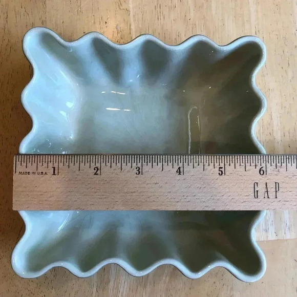 Weil Ware California Pottery Scalloped Edge Dish - Picture 9 of 11